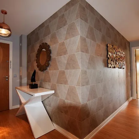 Horizon - Cabot Circus Apartment Bristol